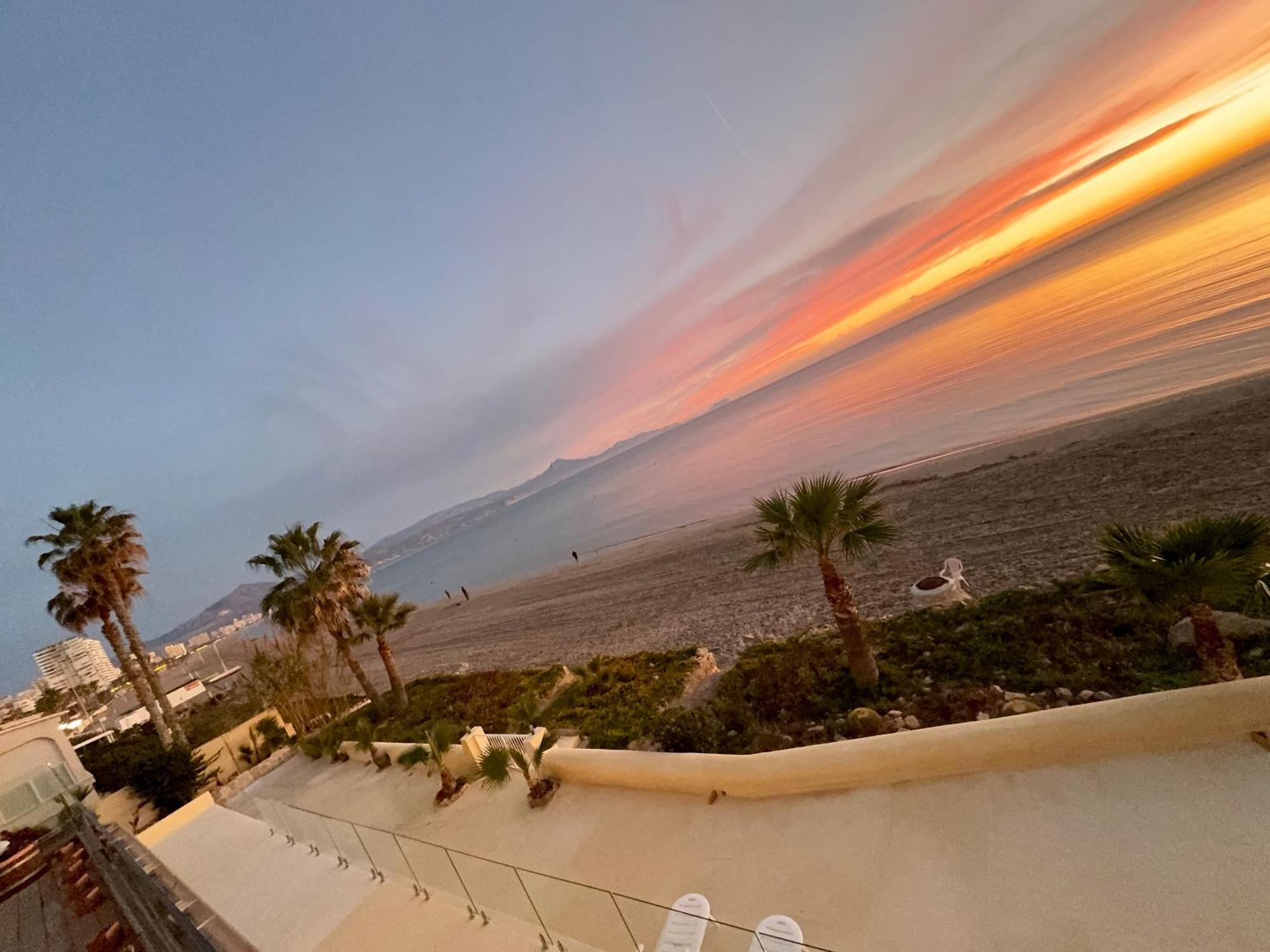 Espectacular Apartamento A Pie De Playa En Chalet Roquetes Alicante Buitenkant foto