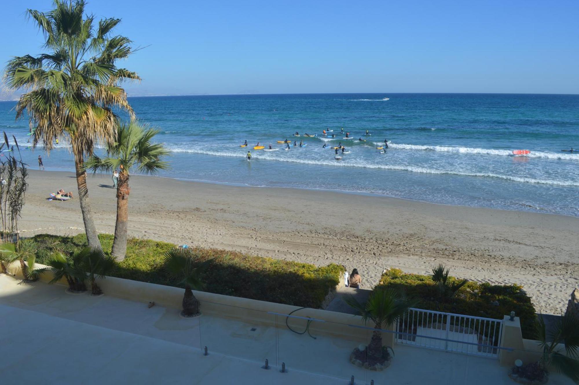 Espectacular Apartamento A Pie De Playa En Chalet Roquetes Alicante Buitenkant foto