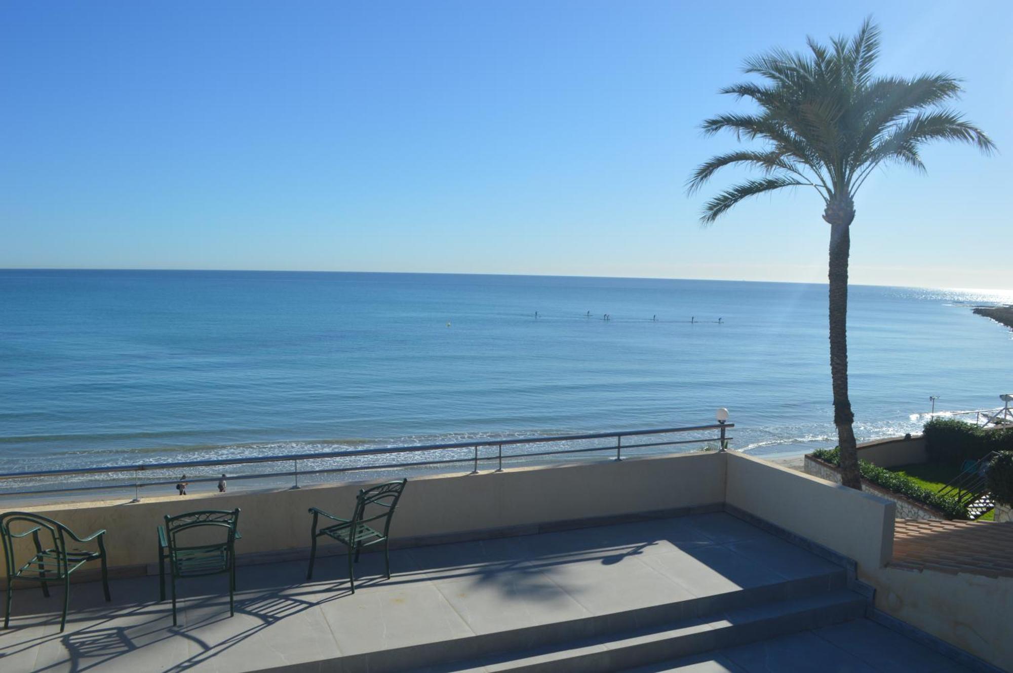 Espectacular Apartamento A Pie De Playa En Chalet Roquetes Alicante Buitenkant foto