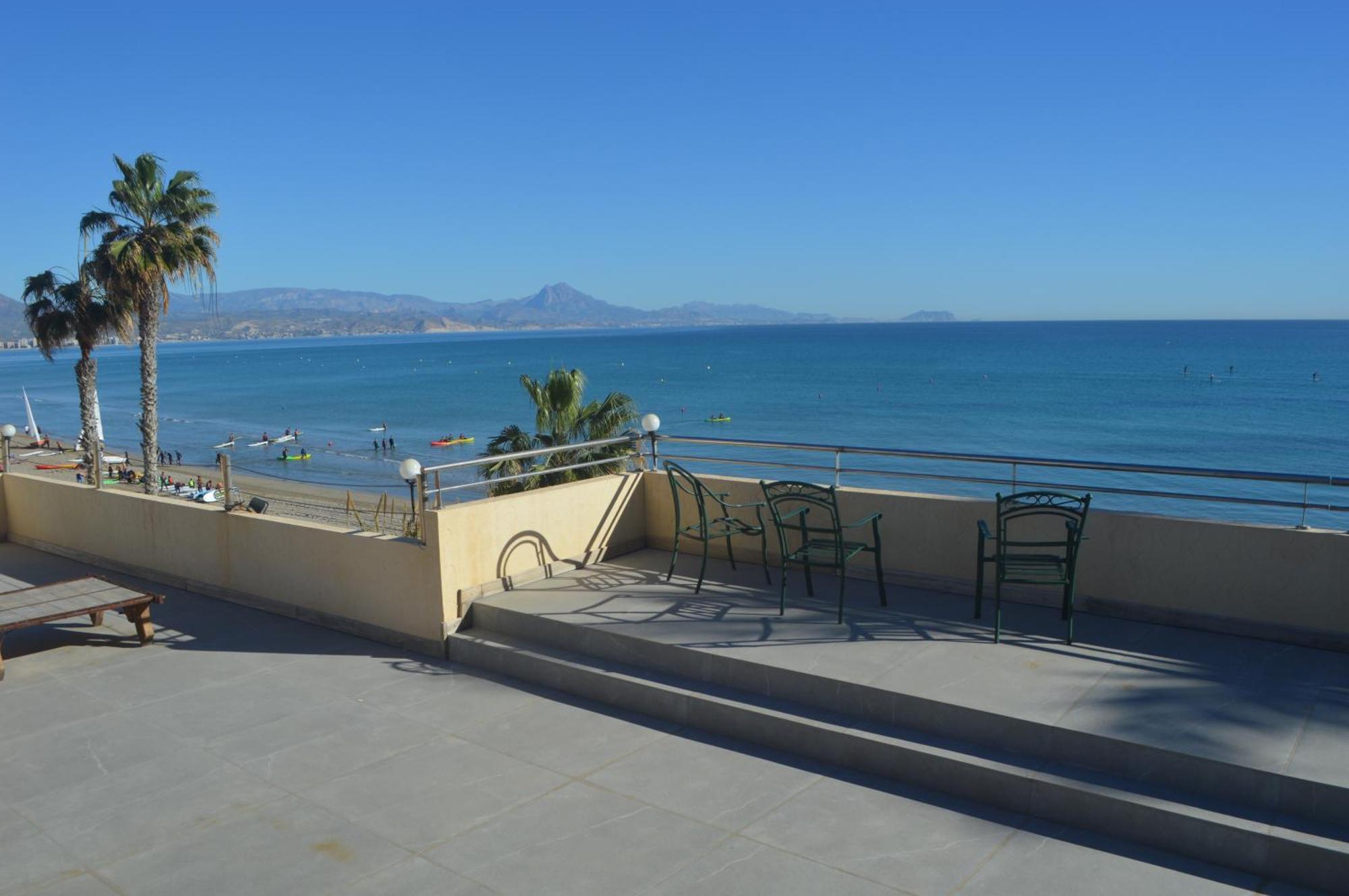 Espectacular Apartamento A Pie De Playa En Chalet Roquetes Alicante Buitenkant foto