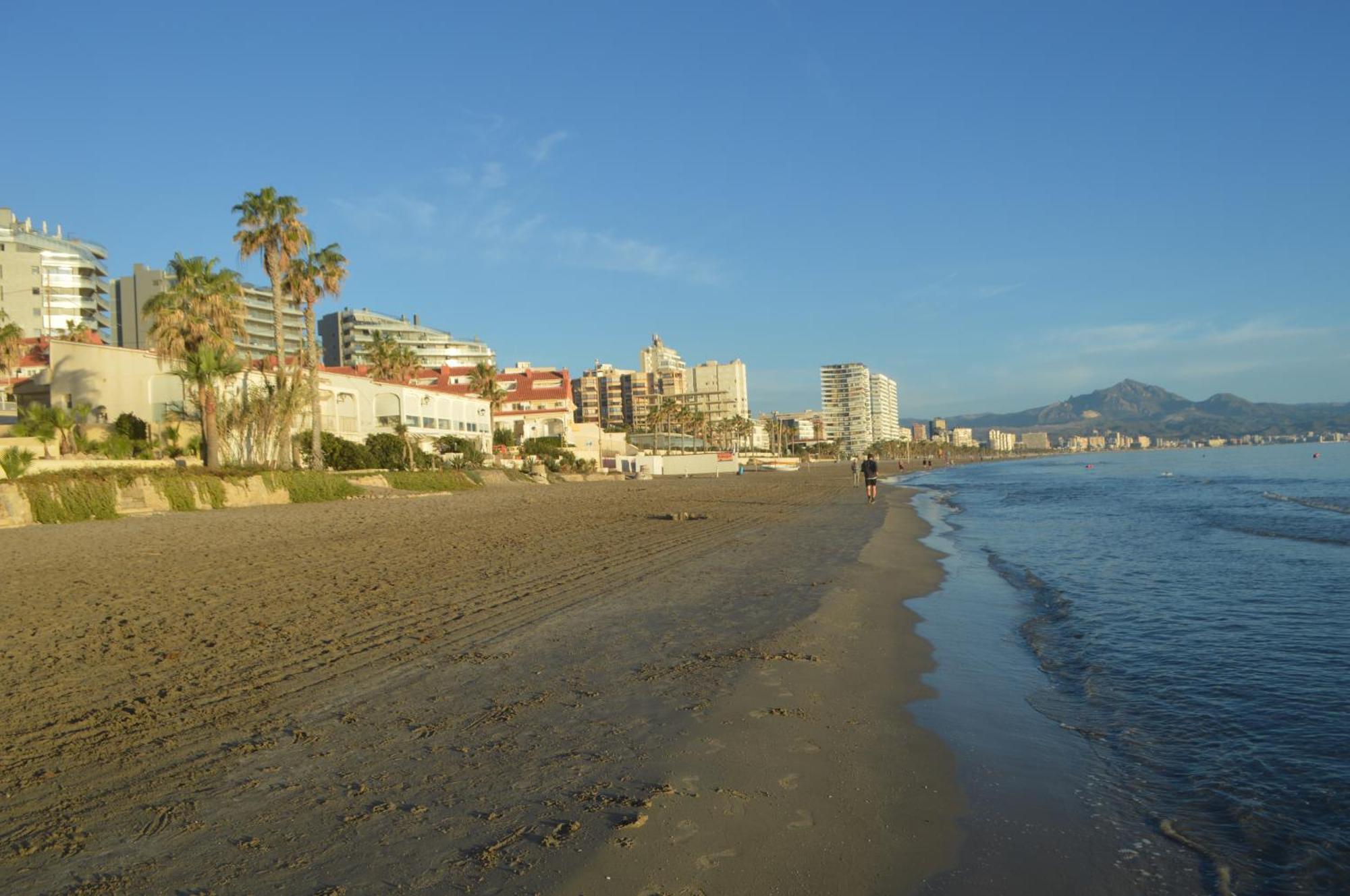 Espectacular Apartamento A Pie De Playa En Chalet Roquetes Alicante Buitenkant foto