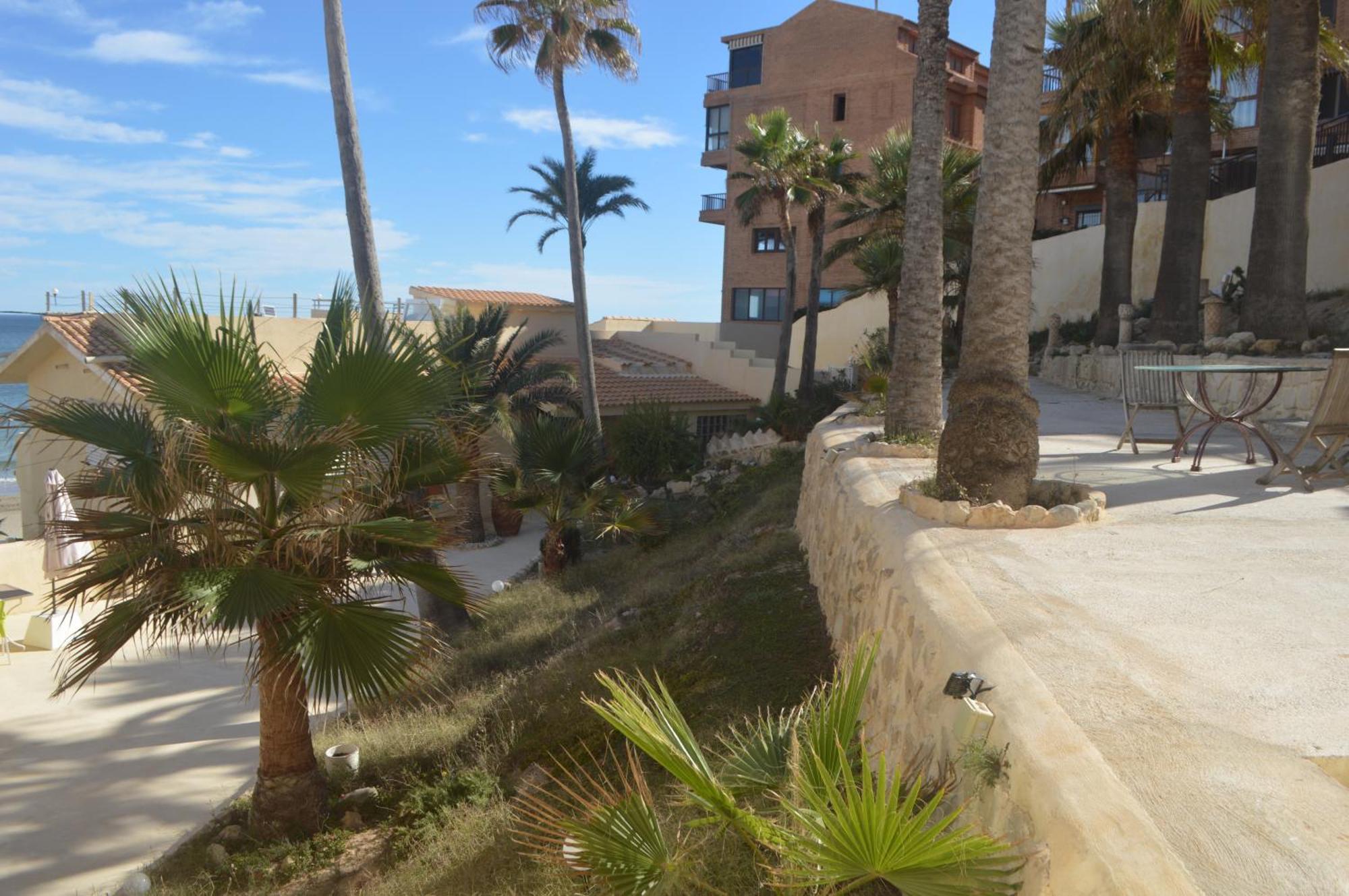 Espectacular Apartamento A Pie De Playa En Chalet Roquetes Alicante Buitenkant foto
